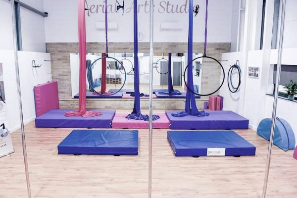 studio 2